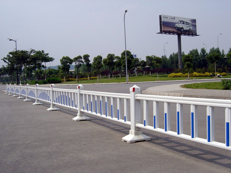 城市安装道路护栏的必要性