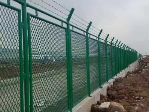 路基防护栅栏